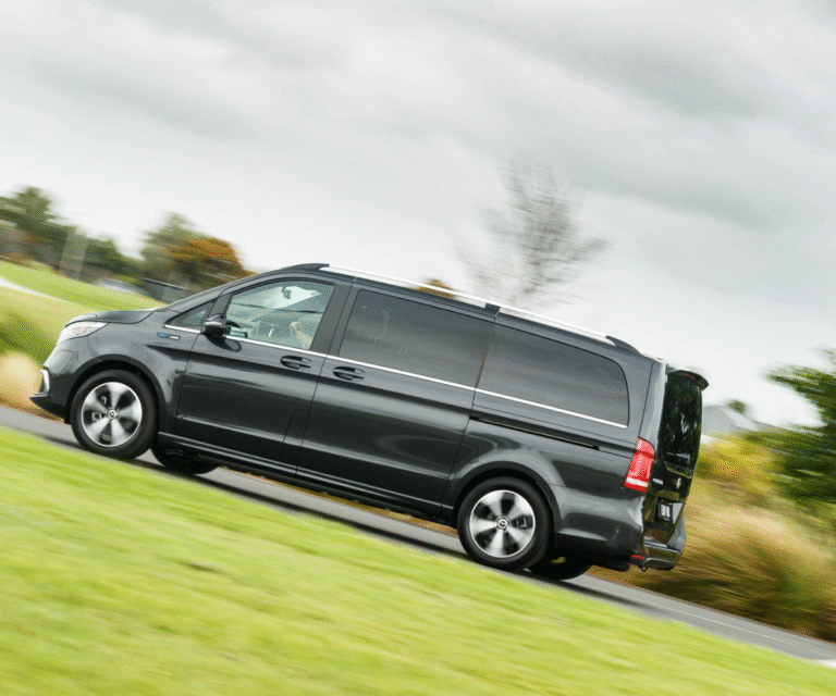 7 Seater Chauffeur Hire – Luxury Group Travel with JAF Executive Travels
